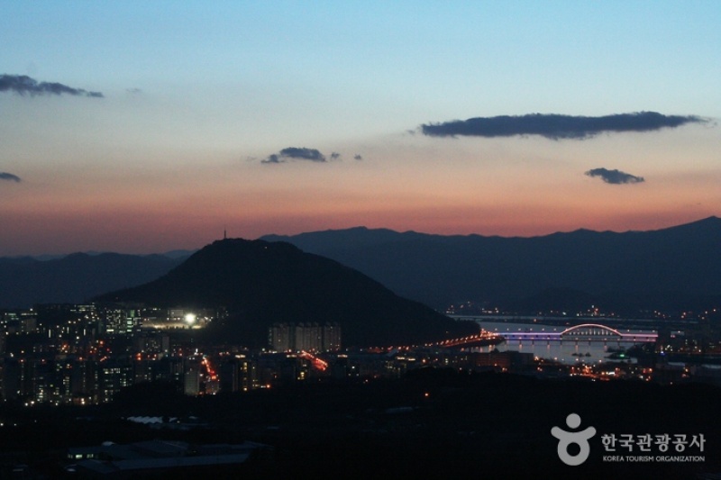Gubongsan Mountain Observatory Café Street  (5/15)