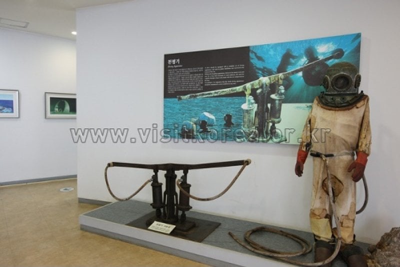 Samcheok Fishing Village Folk Museum  (1/39)