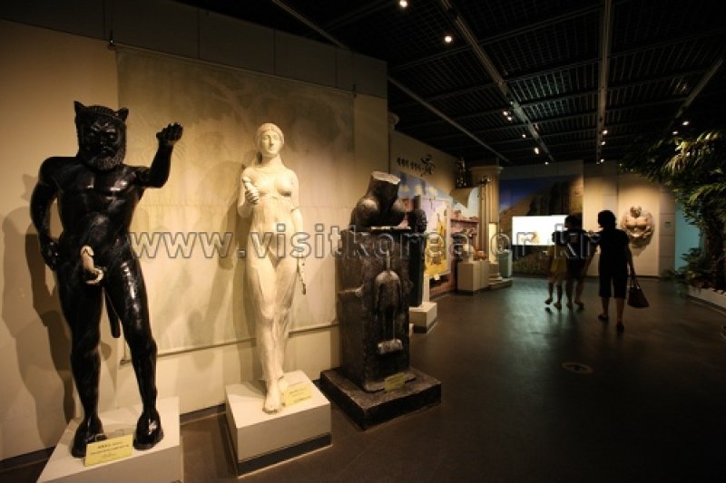 Samcheok Fishing Village Folk Museum  (5/39)