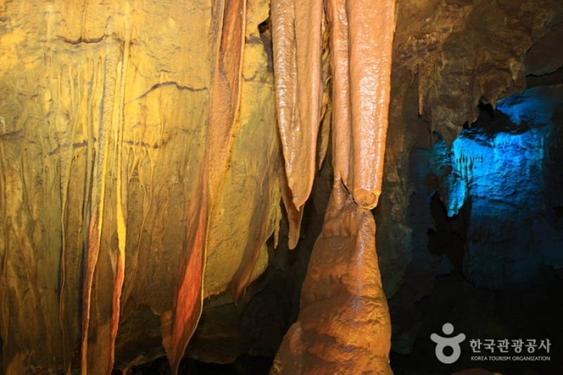 Cheongok Cave  (10/12)