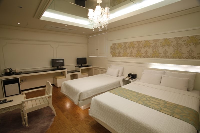 VV Hotel - Goodstay  (13/26)