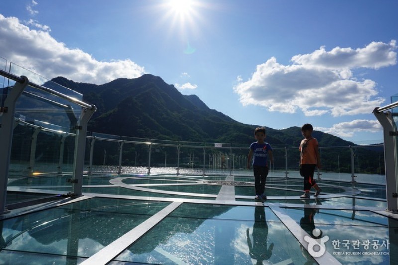Uiamho Lake Skywalk  (6/7)