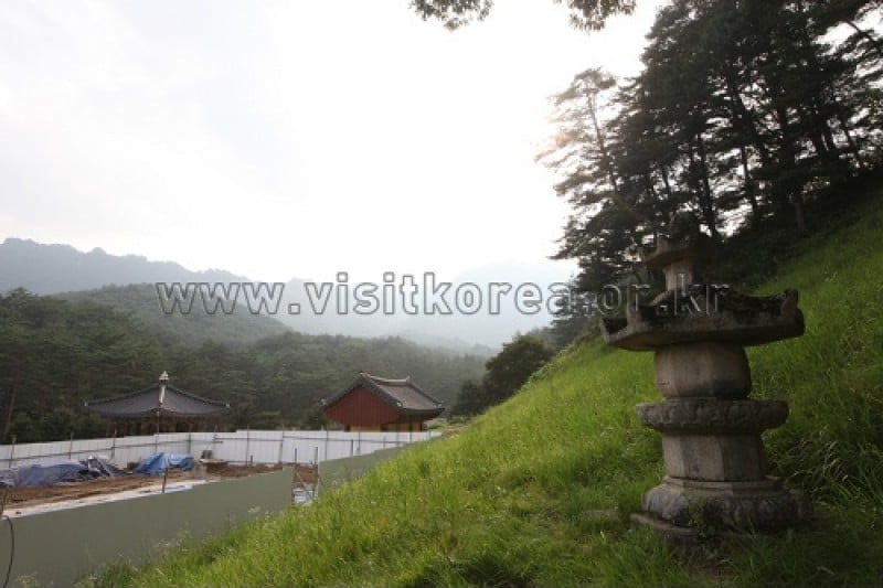 Beopheungsa Temple  (5/17)