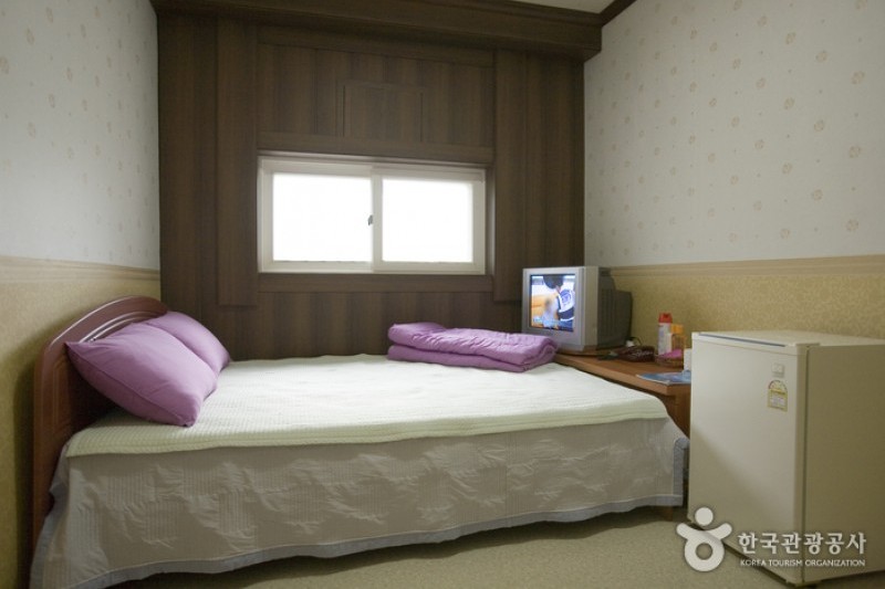 Smile Resort - Goodstay  (7/14)