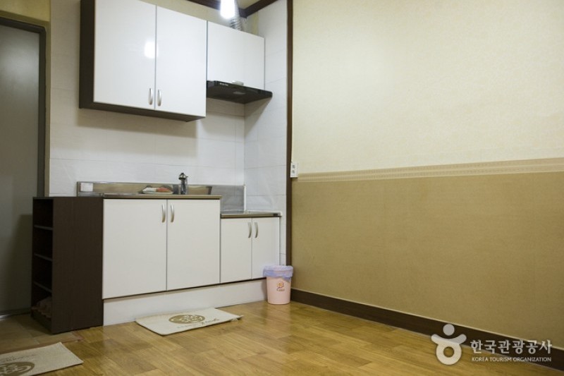 Smile Resort - Goodstay  (12/14)