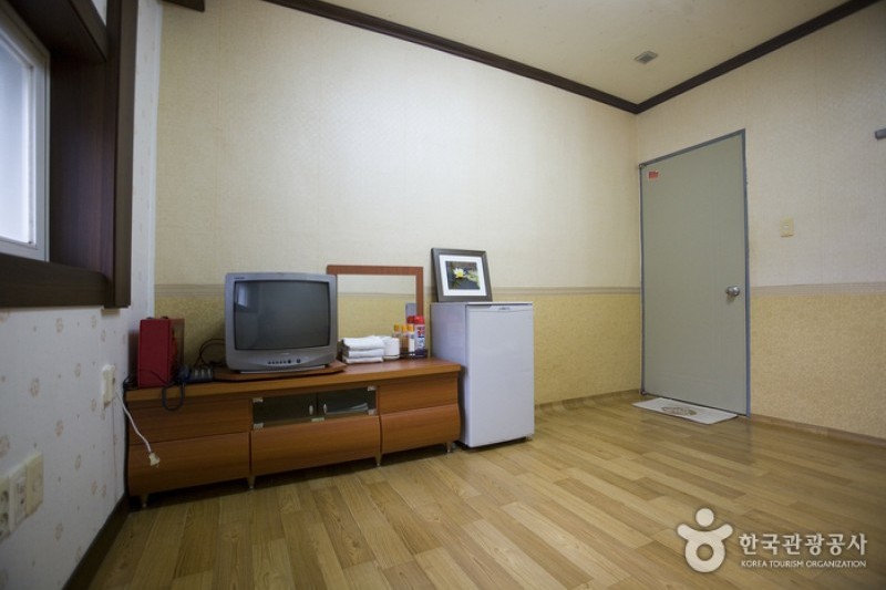 Smile Resort - Goodstay  (14/14)