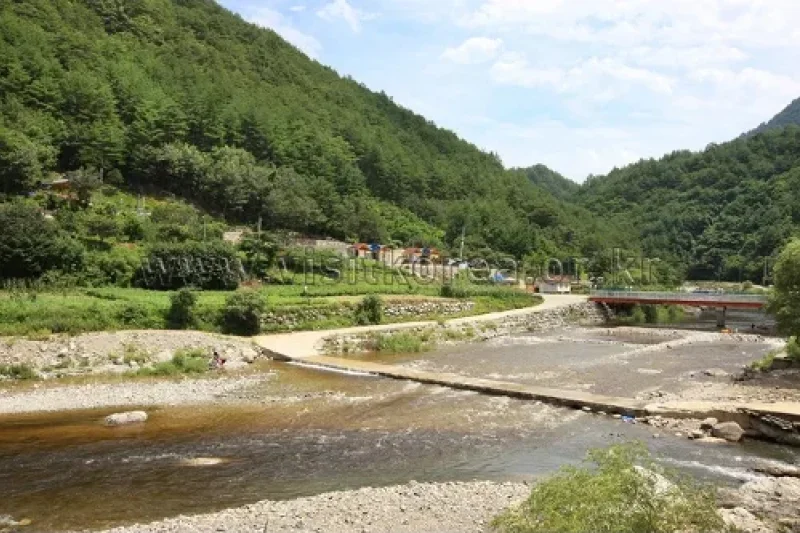 Samcheok Deokpung Valley Village  (13/14)