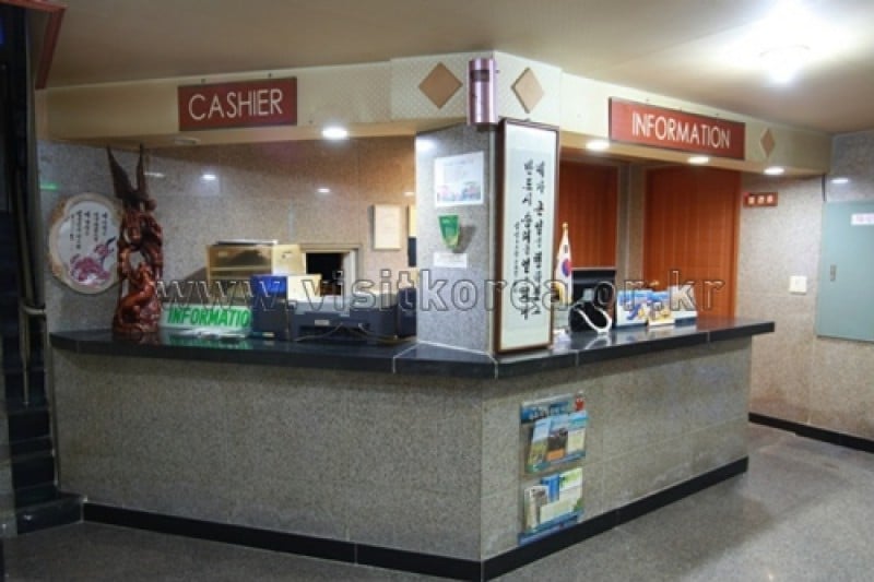 Korea Motel - Goodstay  (6/24)