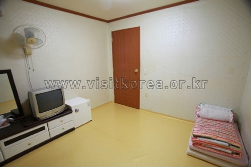 Korea Motel - Goodstay  (9/24)