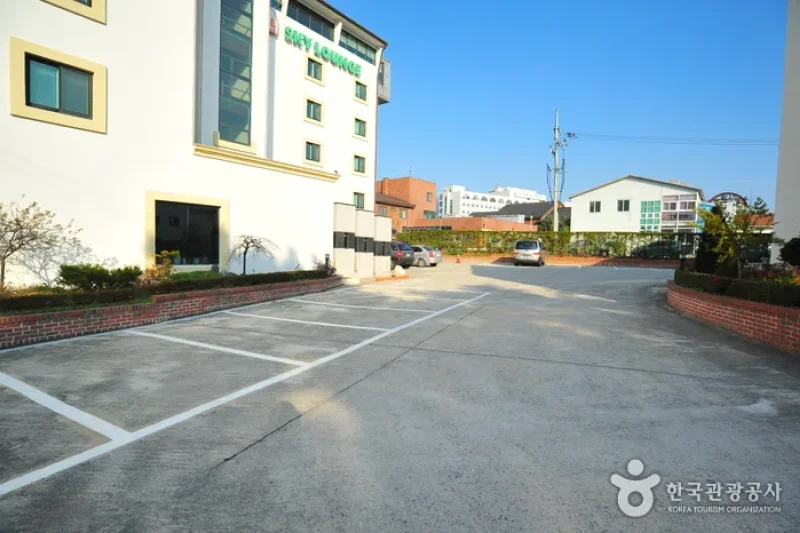Motel Hill - Goodstay  (2/20)