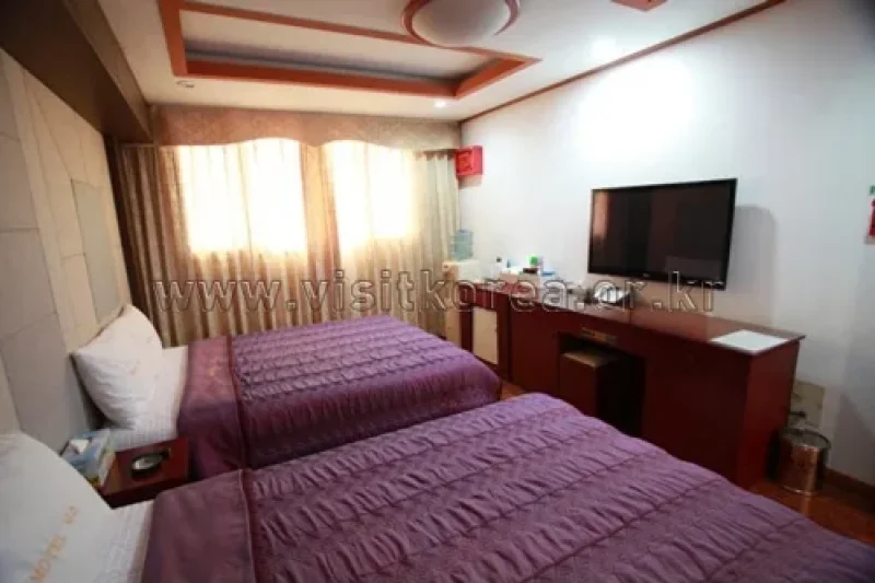 Motel Nice - Goodstay  (3/26)