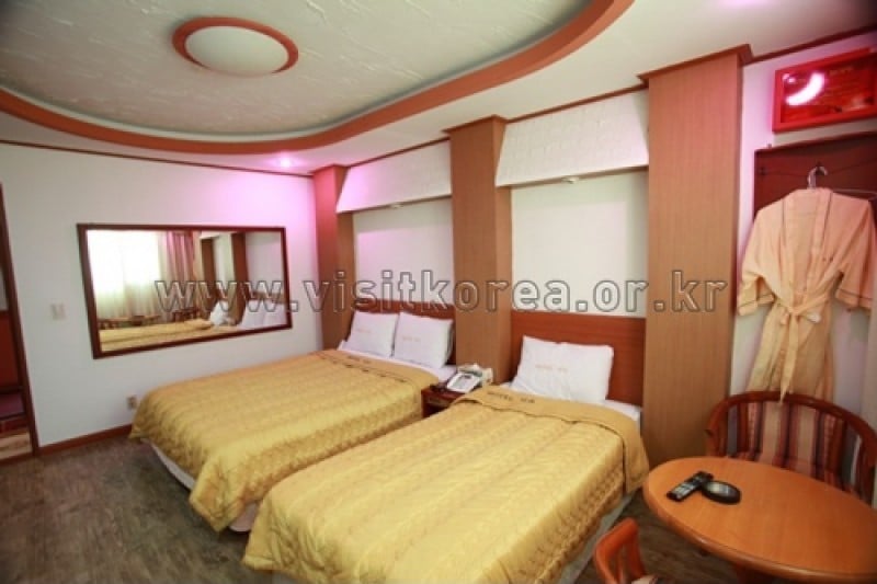 Motel Nice - Goodstay  (8/26)
