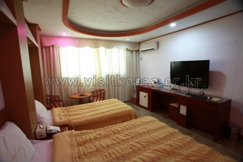 Motel Nice - Goodstay  (9/26)