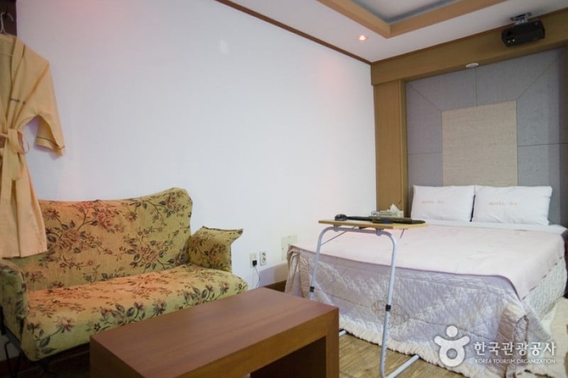 Motel Nice - Goodstay  (13/26)