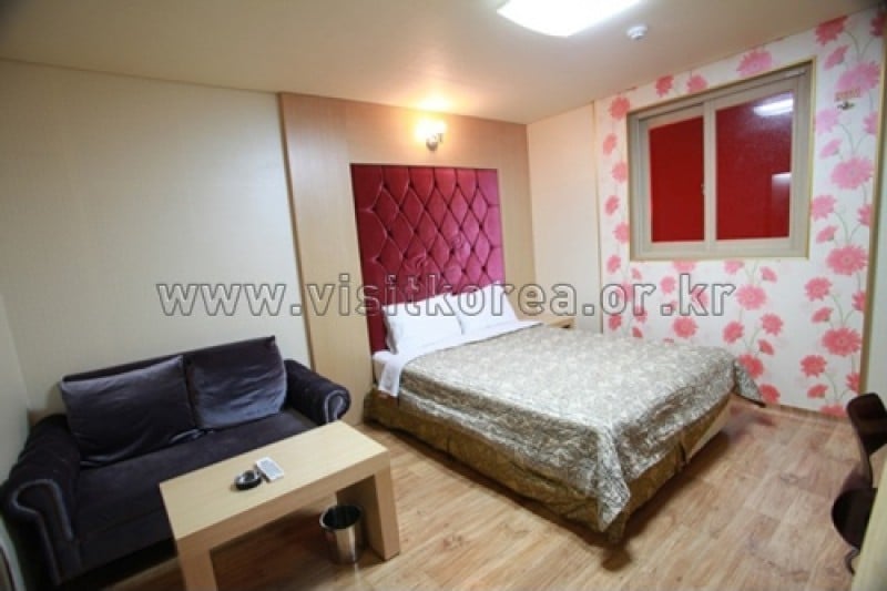 Moon Hotel - Goodstay  (18/25)