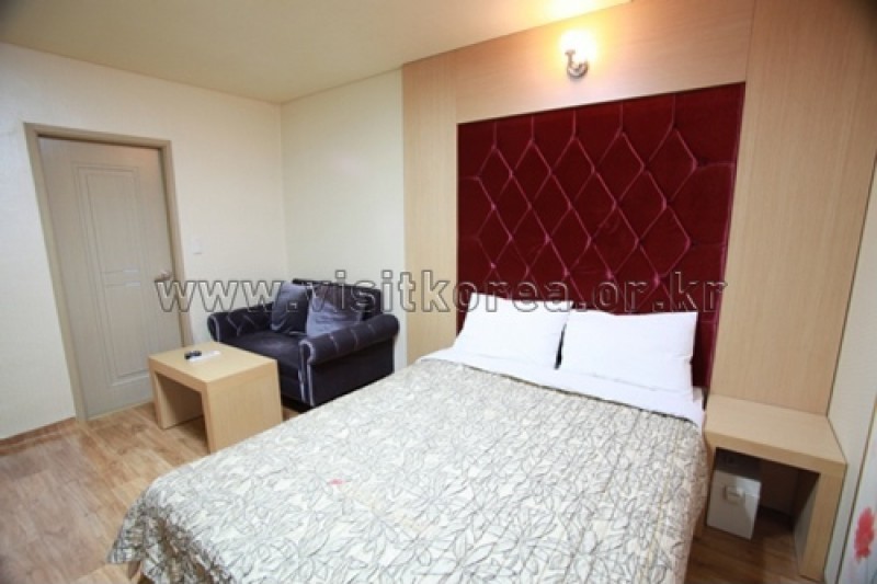 Moon Hotel - Goodstay  (19/25)
