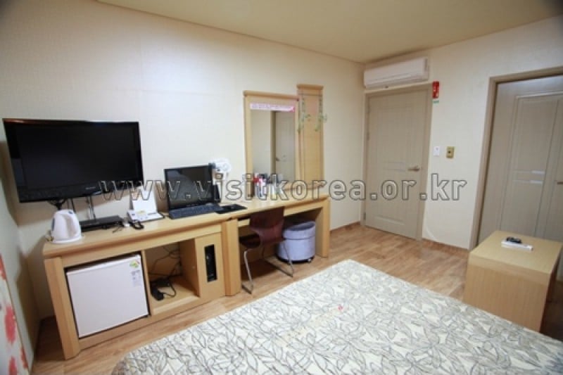 Moon Hotel - Goodstay  (20/25)
