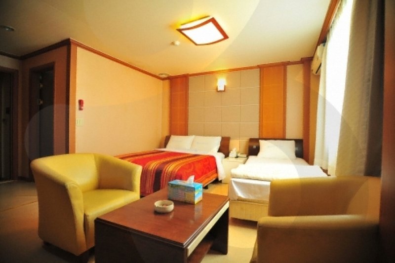 Seongnyu Park - Goodstay  (9/19)