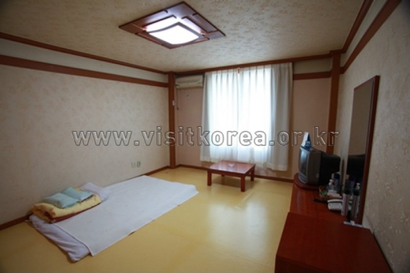 Seongnyu Park - Goodstay  (16/19)