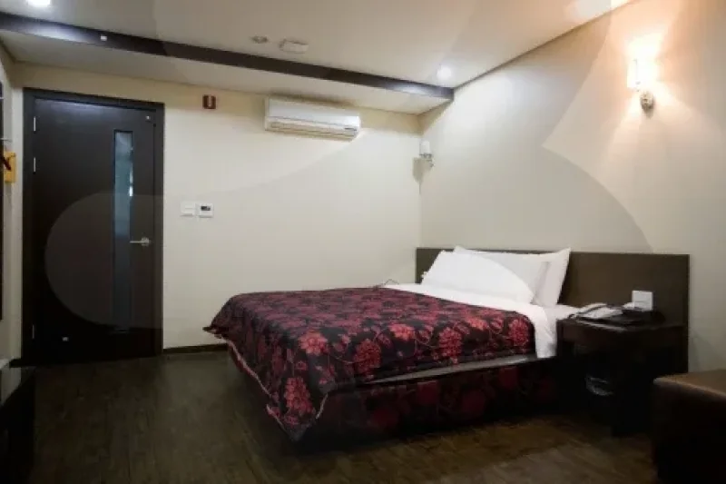 Highland Hotel - Goodstay  (10/37)