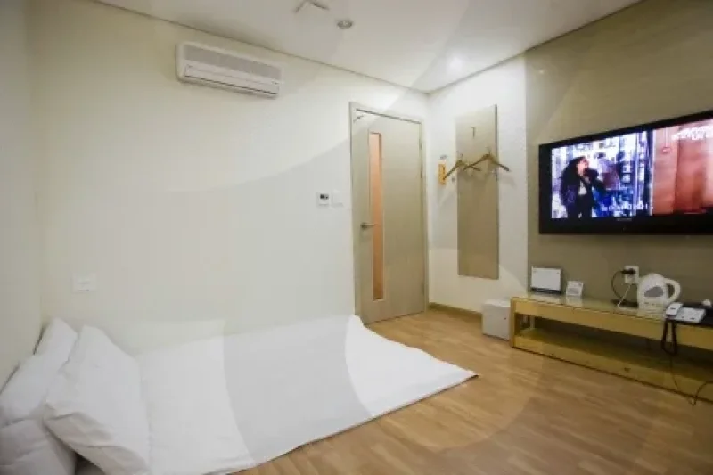 Highland Hotel - Goodstay  (13/37)