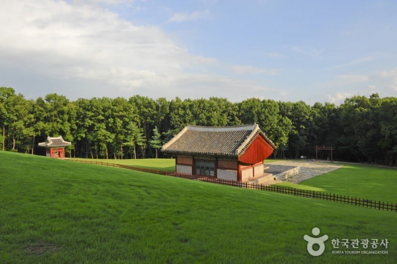 Yungneung / Geolleung Royal Tomb (a.k.a, Yunggeolleung) [UNESCO World Heritage] (5/8)