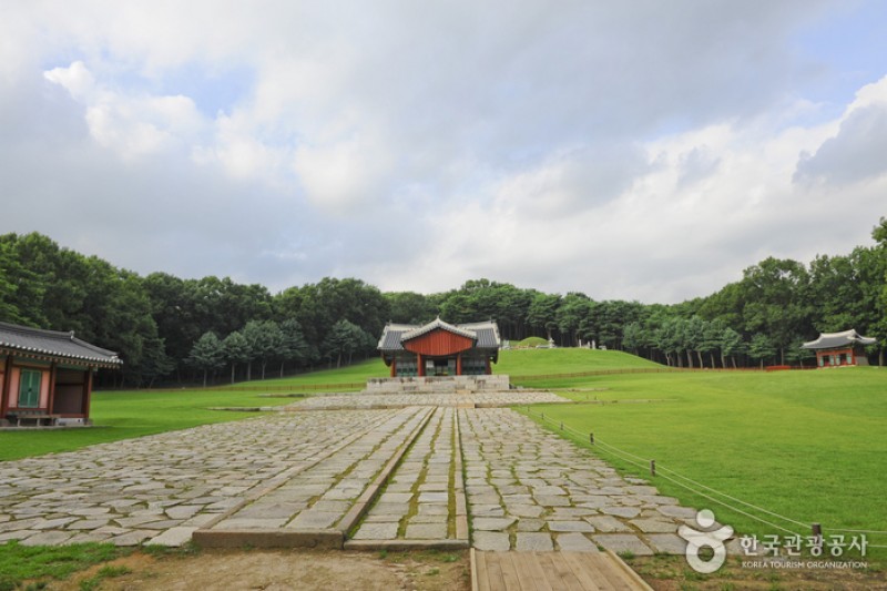 Yungneung / Geolleung Royal Tomb (a.k.a, Yunggeolleung) [UNESCO World Heritage] (8/8)