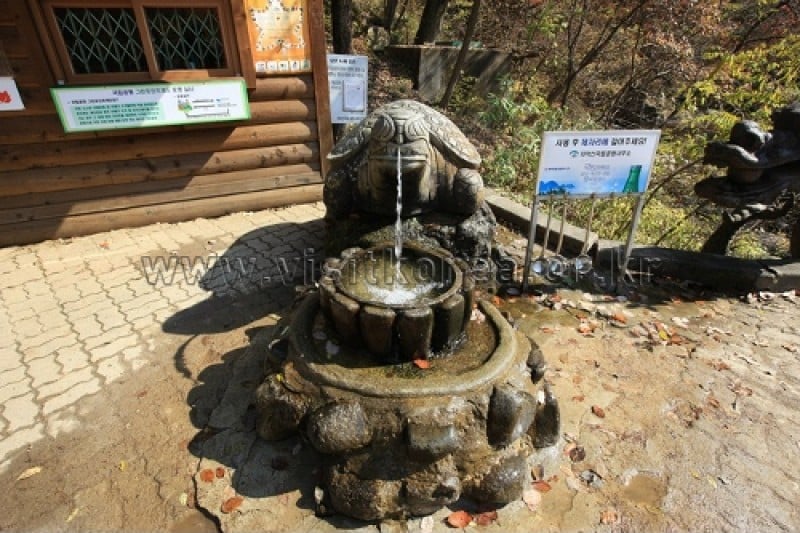 Chiaksan National Park  (34/43)