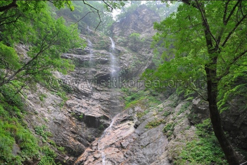 Gugok Falls  (13/16)