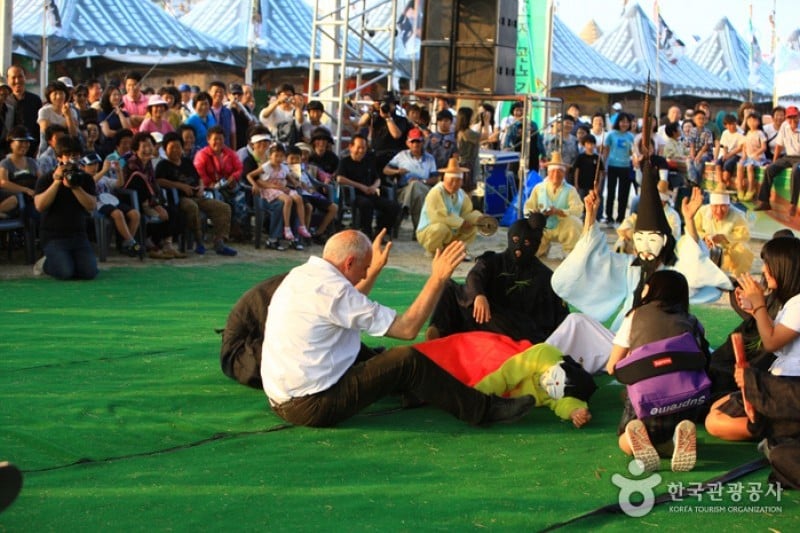 Gangneung Danoje Festival  (7/13)