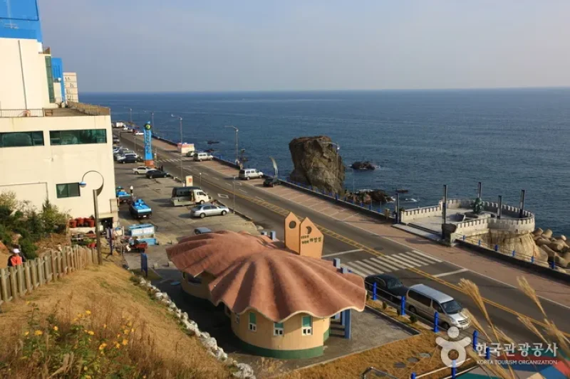 Mukho Lighthouse  (16/24)