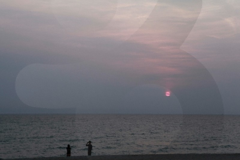 Mangsang Beach  (8/8)
