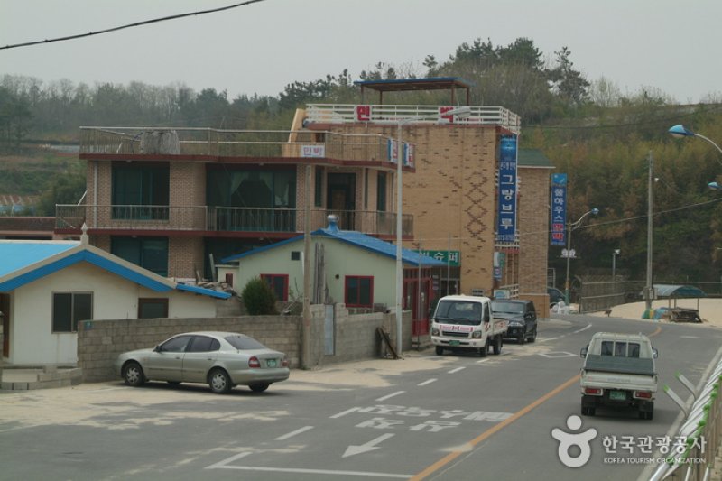 Jeungsan Beach  (7/7)