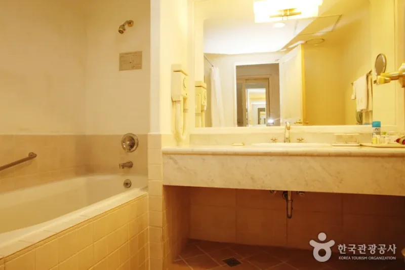 Hotel Hyundai Gyeongpodae  (4/4)