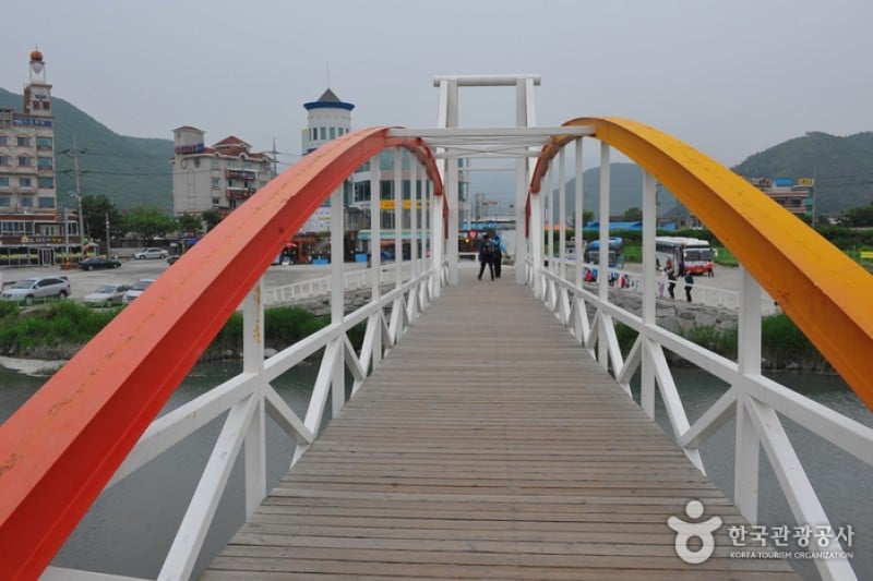 Sandglass Park  (2/19)