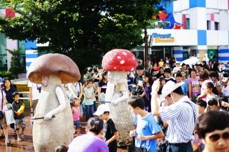 Chuncheon Puppet Festival  (8/11)