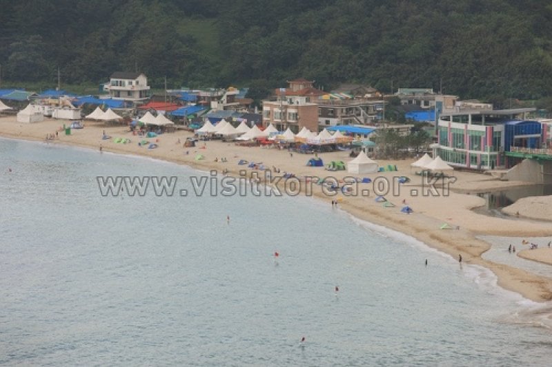 Yonghwa Beach  (10/11)