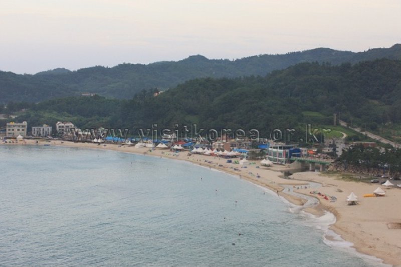 Yonghwa Beach  (11/11)