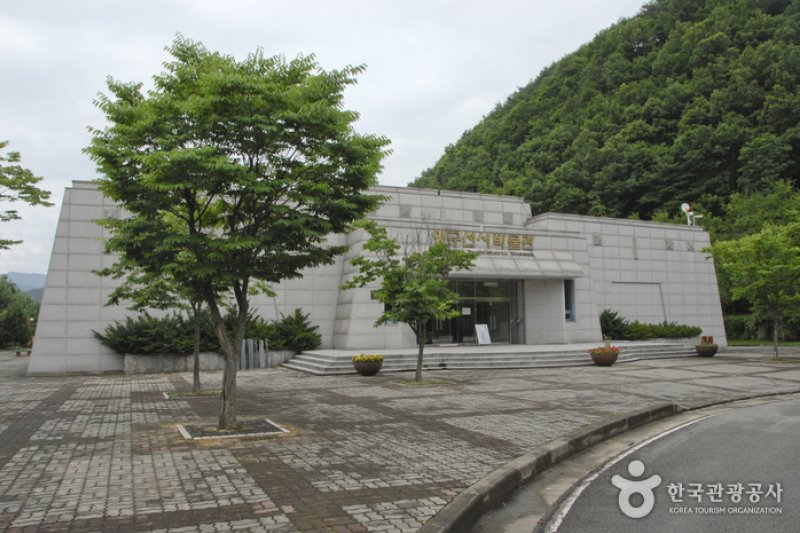 Yanggu Prehistory Museum  (5/5)