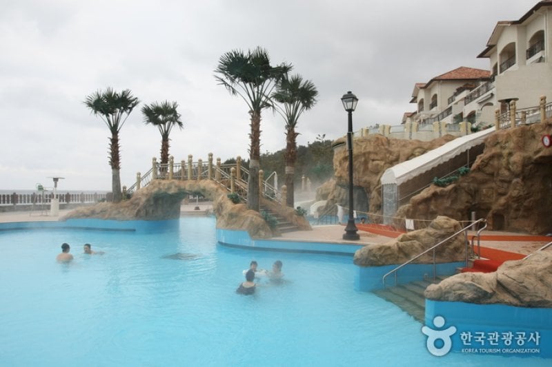 Daemyung Sol Beach Hotel &amp; Resort  (18/37)