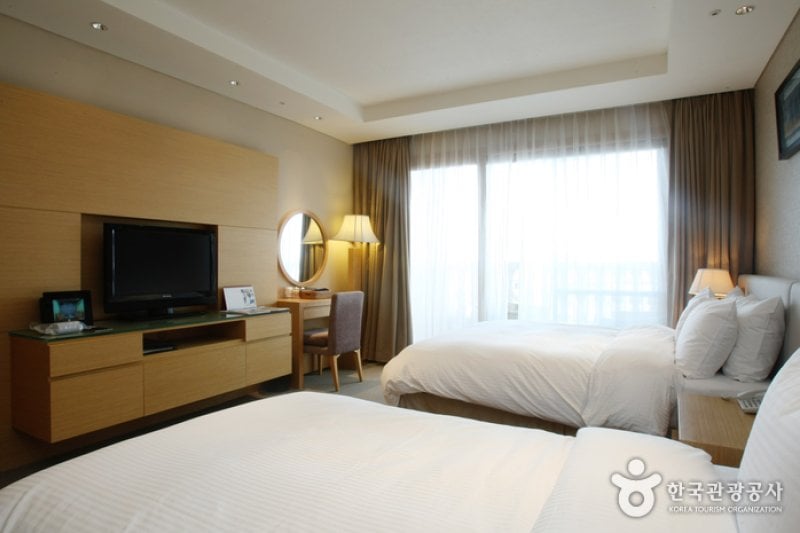 Daemyung Sol Beach Hotel &amp; Resort  (24/37)