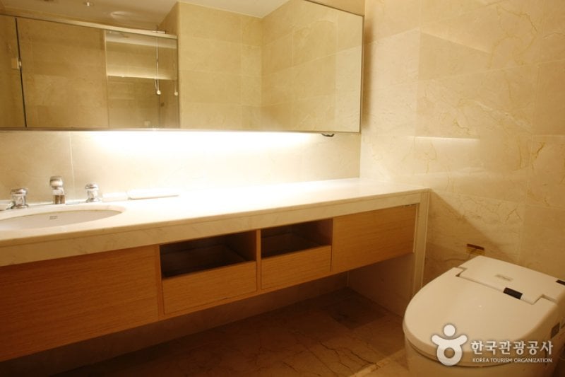 Daemyung Sol Beach Hotel &amp; Resort  (26/37)