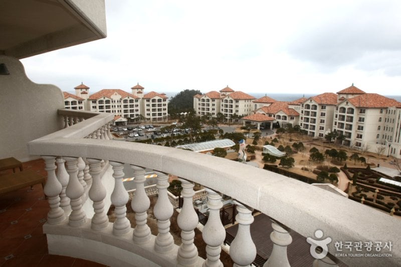 Daemyung Sol Beach Hotel &amp; Resort  (28/37)