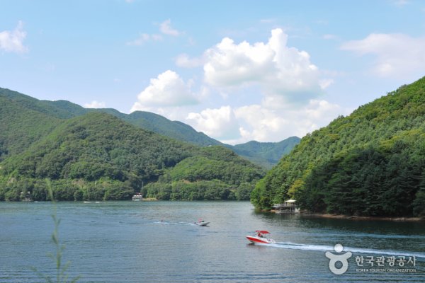Cheongpyeong Lake