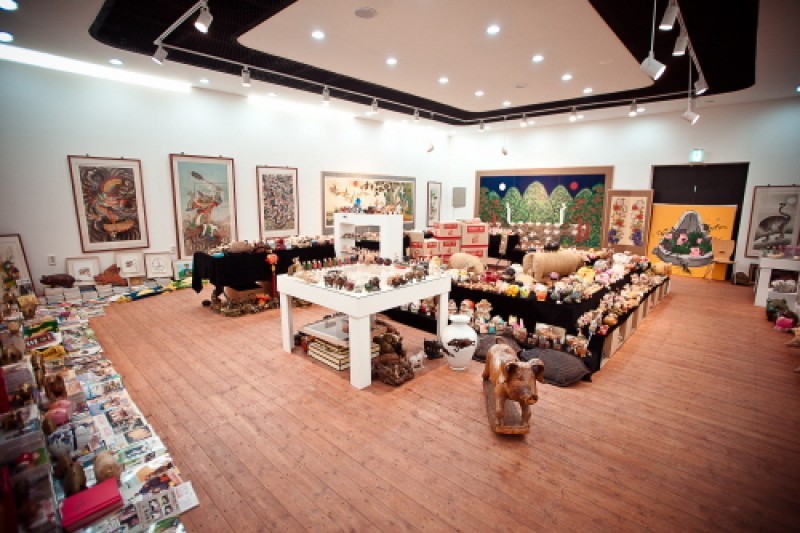 Pig Museum  (8/9)