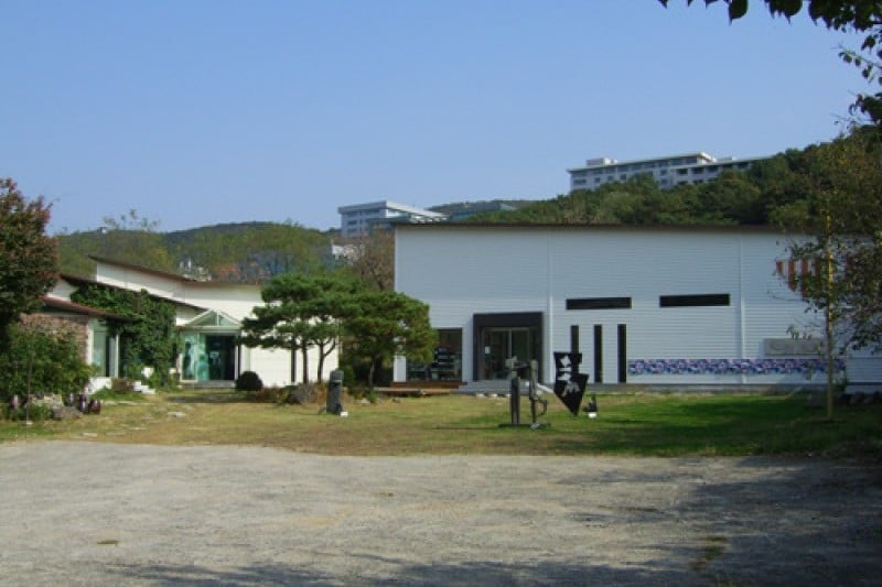 Hankuk Art Museum  (2/3)