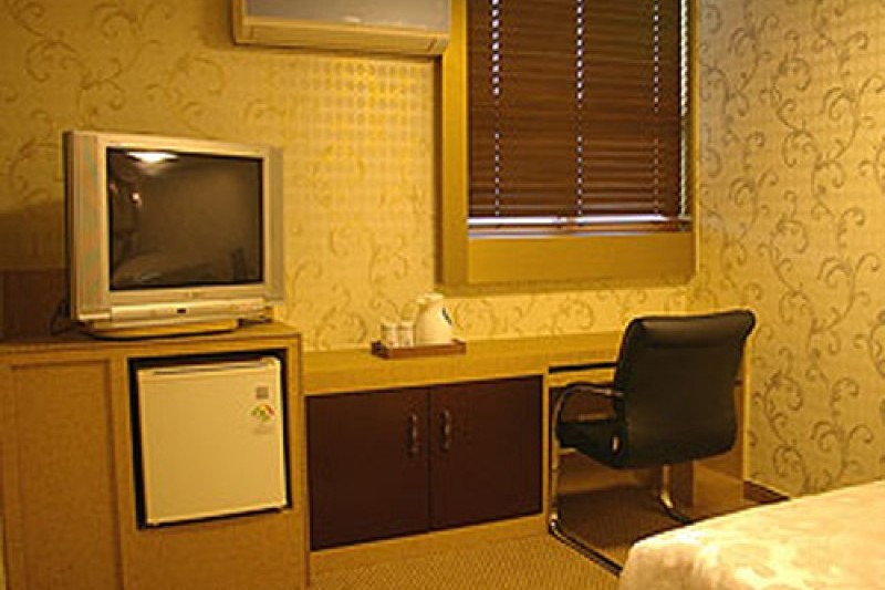 Songtan Tourist Hotel  (3/4)