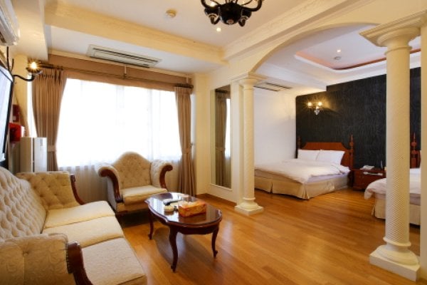 Seowon Tourist Hotel