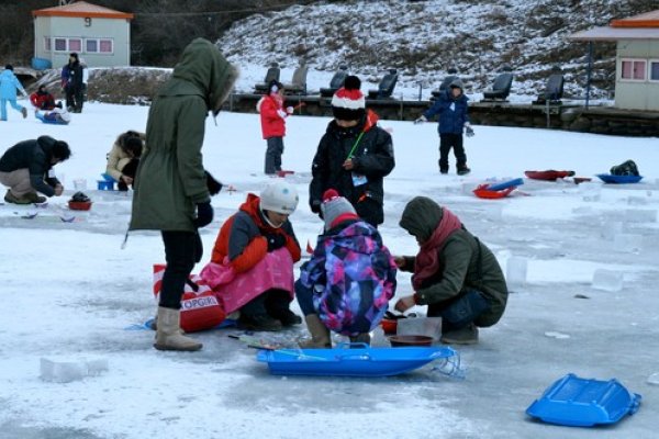 Mulmalgeun Yangpyeong Icefish Festival