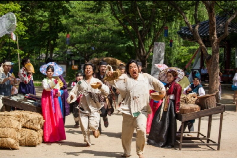 Korean Folk Village Hangawi Festival  (5/12)